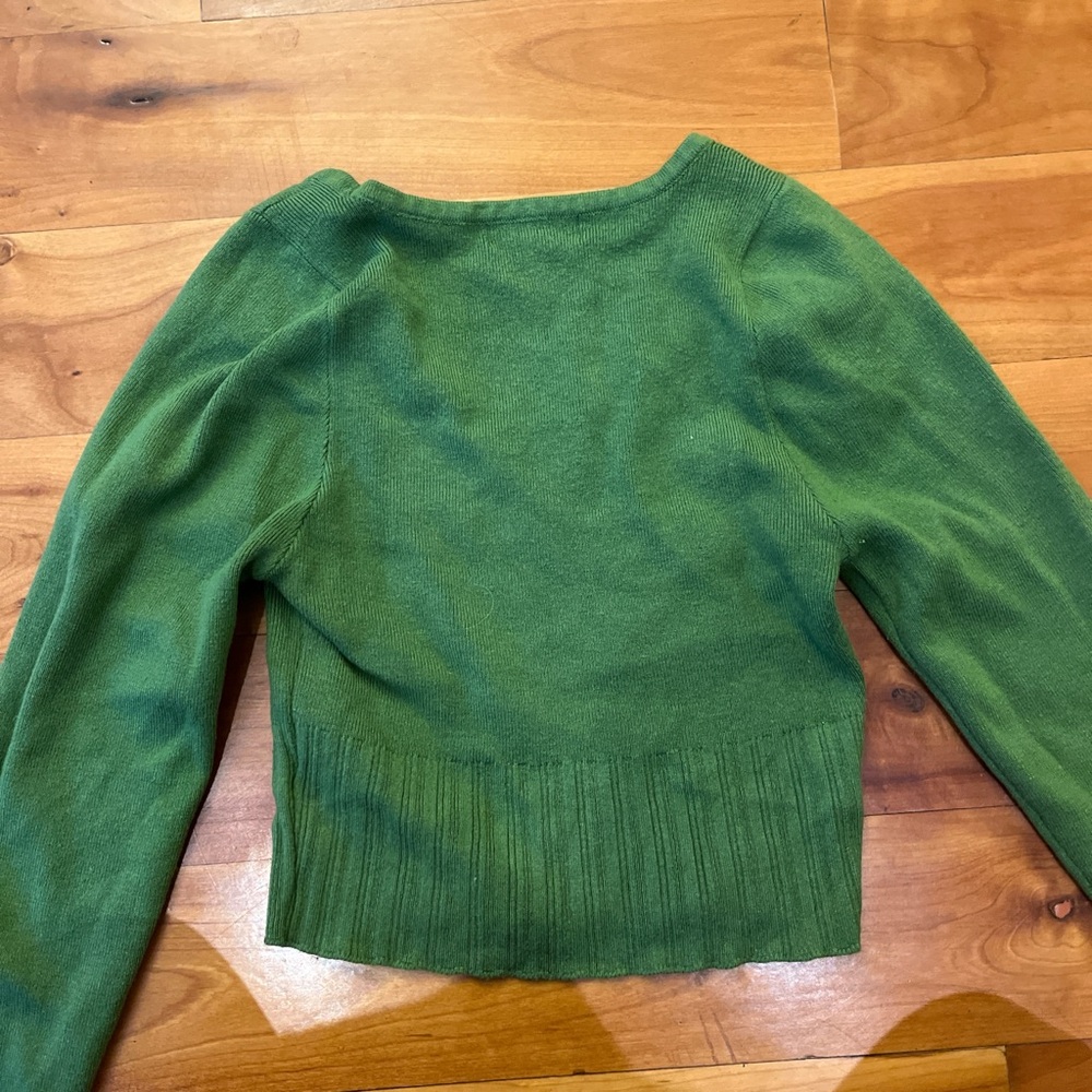 Green sweater top
